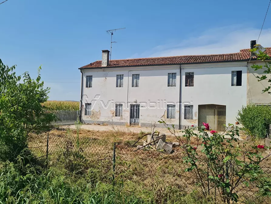 Immagine 1 di Casa bifamiliare in vendita  in Via Capitello 60 a Sossano