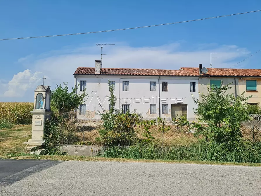 Immagine 6 di Casa bifamiliare in vendita  in Via Capitello 60 a Sossano
