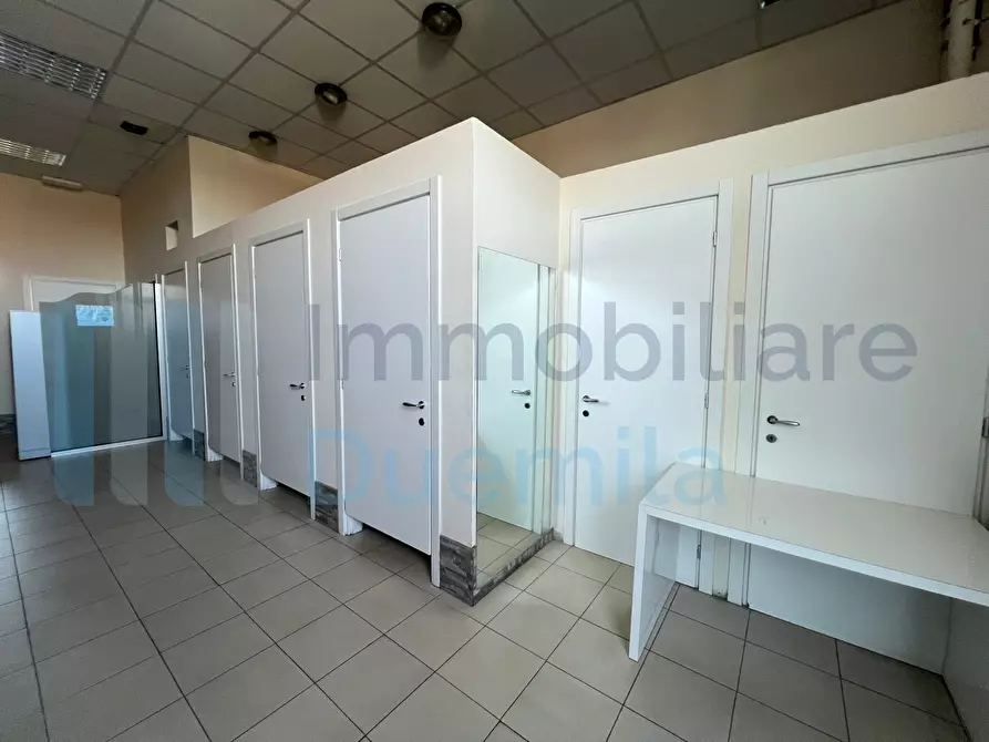 Immagine 19 di Locale commerciale in vendita  a Sant'agata Bolognese