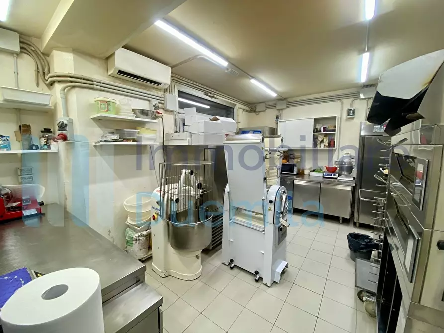 Immagine 14 di Bar / Ristorante in vendita  a Bologna