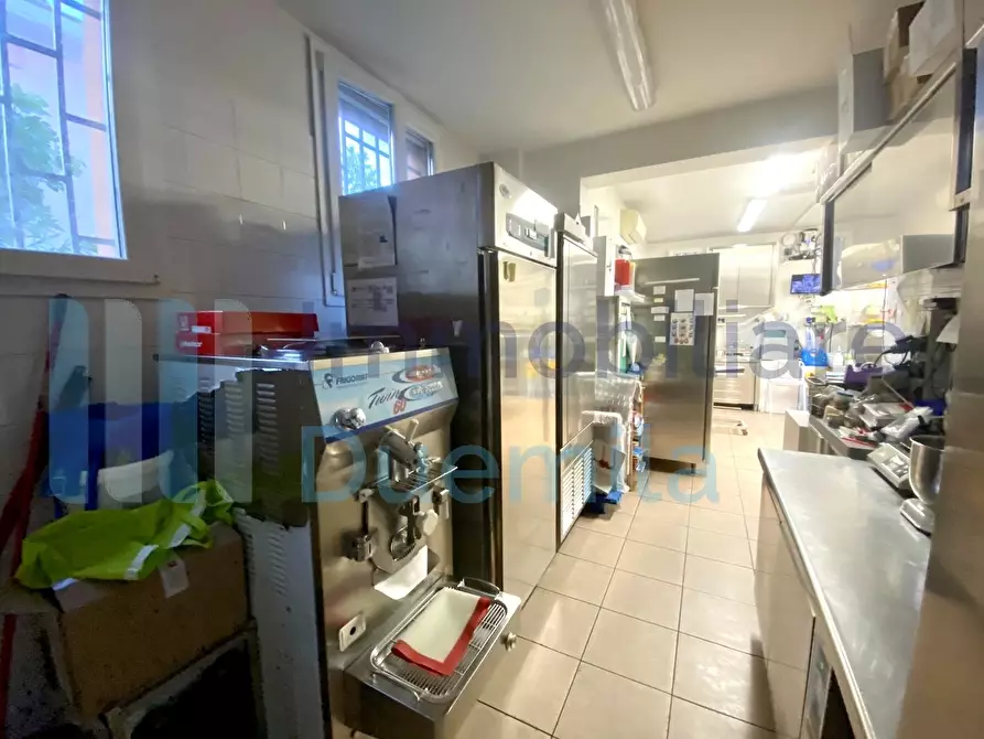 Immagine 19 di Bar / Ristorante in vendita  a Bologna