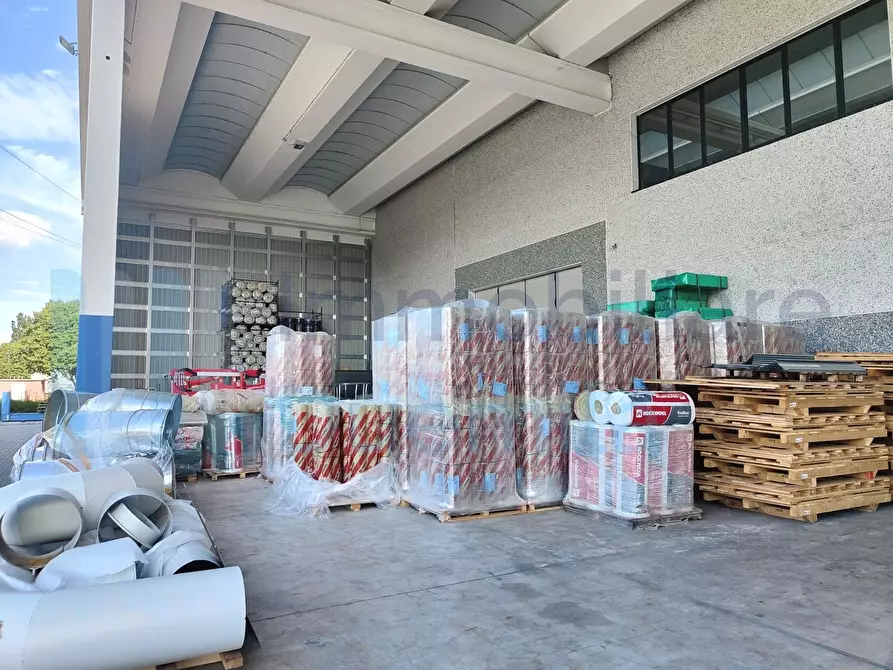 Immagine 34 di Attività artigianale in vendita  a San Cesario Sul Panaro