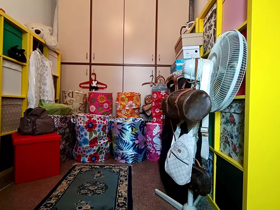 Immagine 21 di Quadrilocale in vendita  in Piazza dei Consoli a Savona