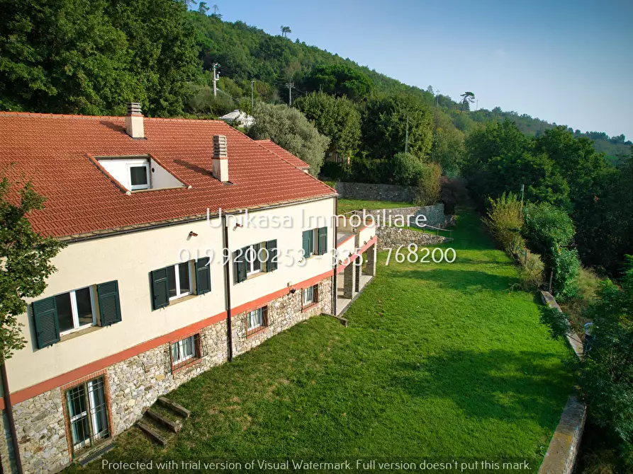 Immagine 10 di Villa in vendita  in località Termini a Vado Ligure