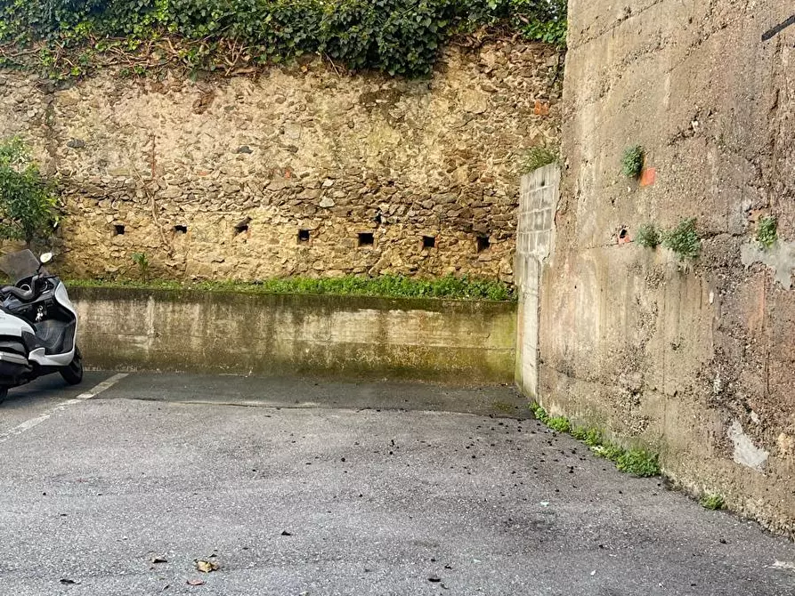Immagine 6 di Garage in vendita  in Via Francesco Mignone a Savona
