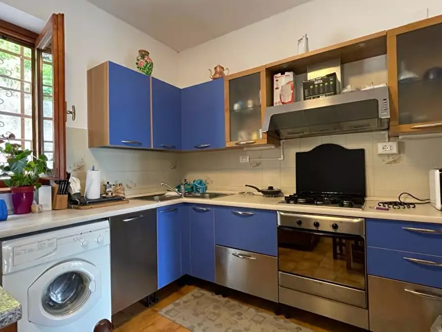 Immagine 9 di Trilocale in vendita  in Via Spotorno a Vezzi Portio