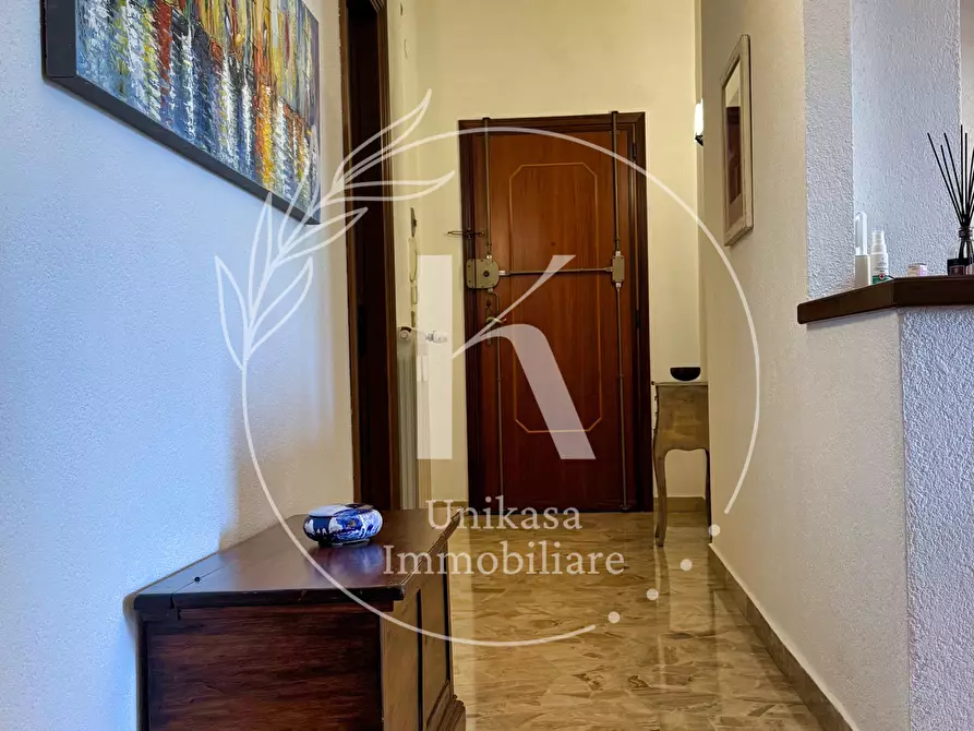 Immagine 4 di Pentalocale in vendita  in Via Rusca 37 a Savona