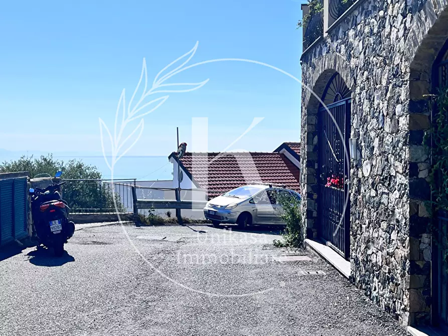 Immagine 47 di Quadrilocale in vendita  in Via Poggio del Sole Superiore 11 a Albissola Marina