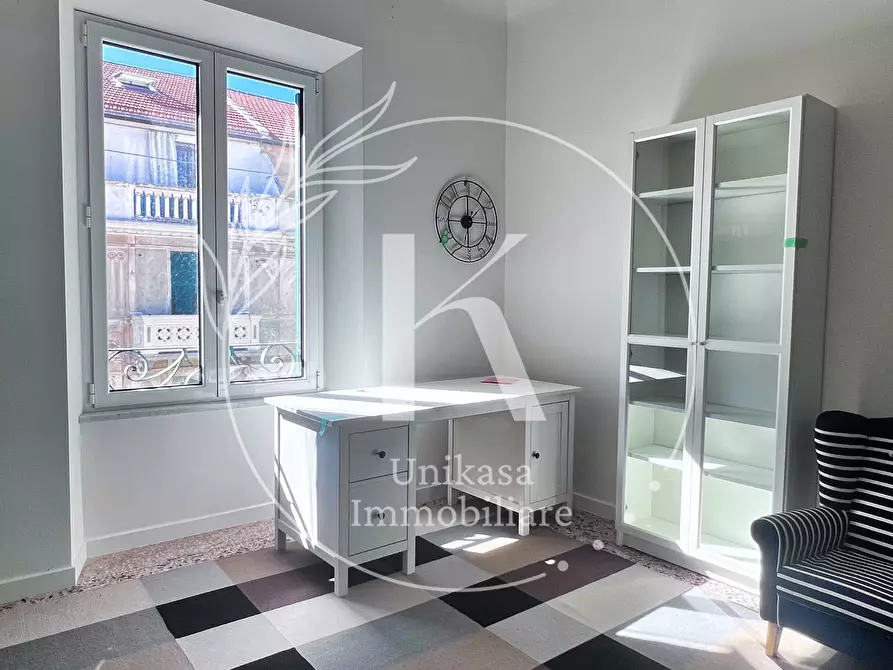 Immagine 25 di Pentalocale in vendita  in Via XX Settembre 21 a Savona