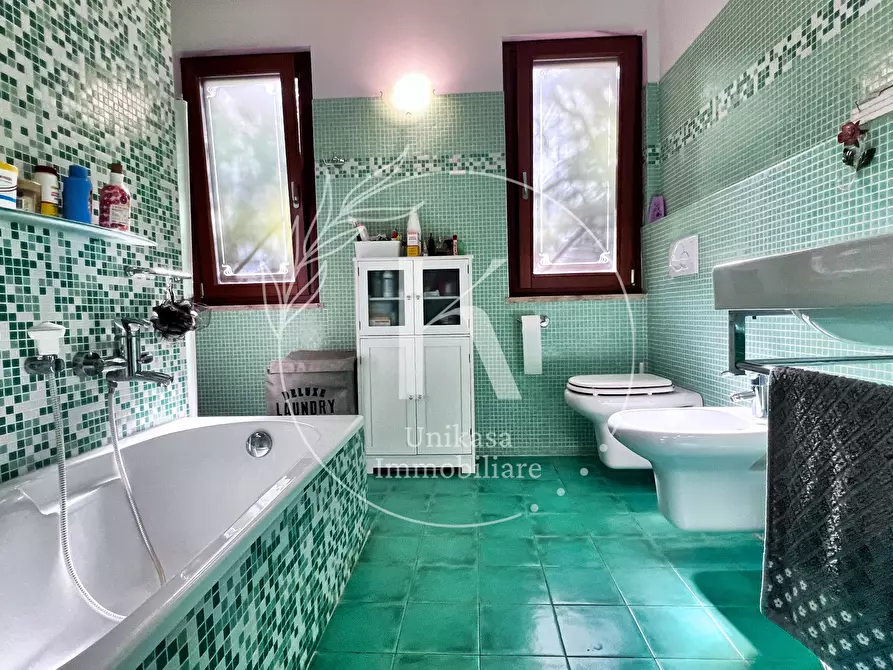 Immagine 44 di Villa in vendita  in Via per Calice a Finale Ligure