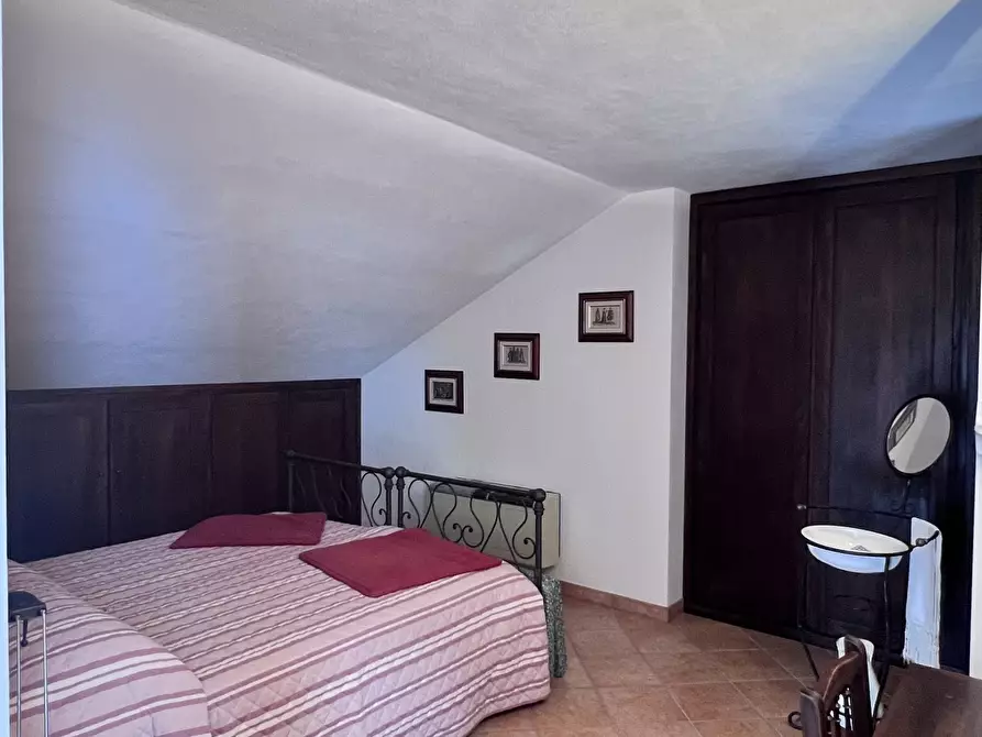 Immagine 28 di Villa in vendita  in Via Alla Strà a Savona