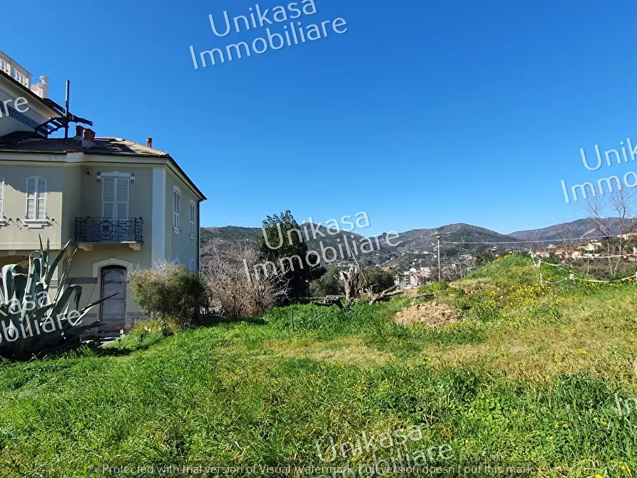 Immagine 5 di Villa in vendita  in Via Loreto a Savona