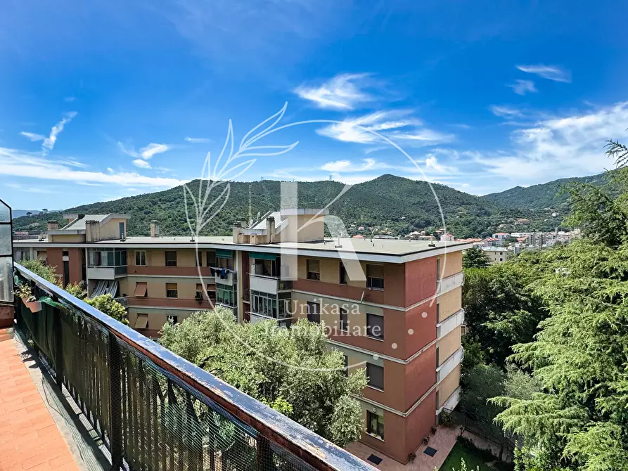 Immagine 2 di Pentalocale in vendita  in Via Rusca 37 a Savona