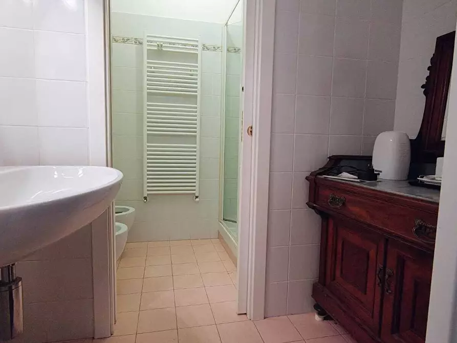 Immagine 17 di Trilocale in affitto  in Via Gio Francesco Niella a Savona