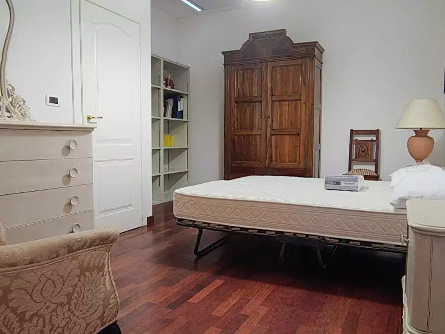 Immagine 12 di Trilocale in affitto  in Via Gio Francesco Niella a Savona