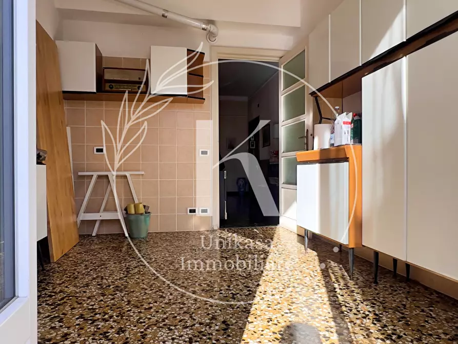 Immagine 23 di Quadrilocale in vendita  in Via Giuseppe Cesare Abba a Savona