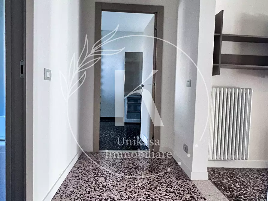 Immagine 30 di Pentalocale in vendita  in Via XX Settembre 21 a Savona