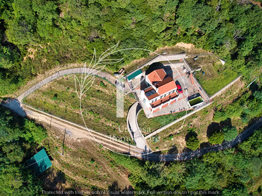 Immagine 7 di Villa in vendita  in Via Parodi a Quiliano