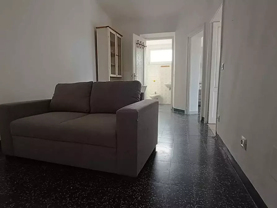 Immagine 11 di Bilocale in affitto  in Via Marmorassi a Savona