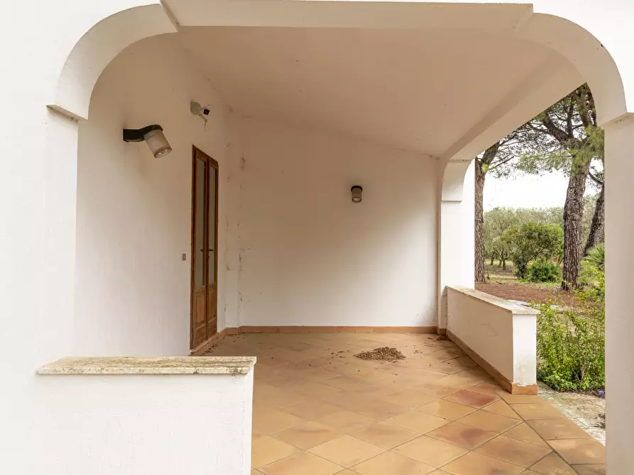 Immagine 8 di Villa in vendita  in LAMARDILLA a Ostuni