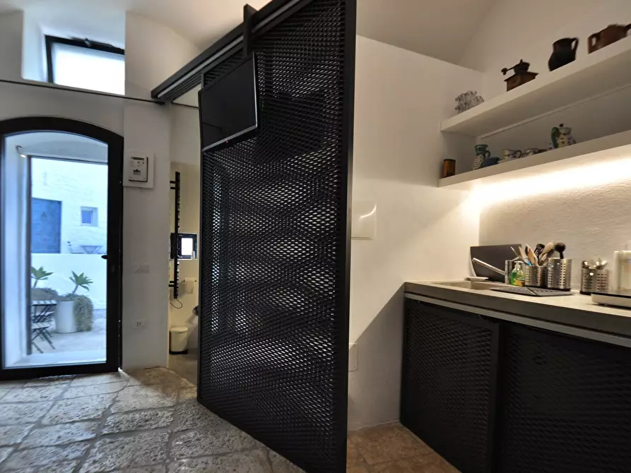 Immagine 10 di Casa indipendente in vendita  in VICO PERGOLA a Ostuni