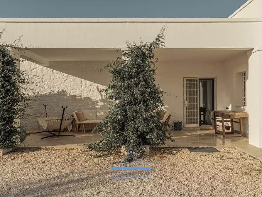 Immagine 22 di Villa in vendita  in CONTRADA SALINOLA a Ostuni