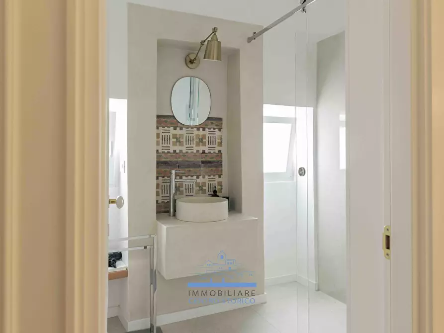 Immagine 38 di Palazzo in vendita  in Via Luca Mindelli a Ostuni