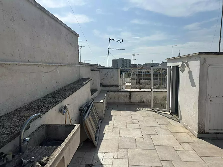 Immagine 4 di Casa indipendente in vendita  in Via Guglielmo Marconi a Ostuni