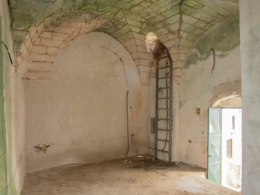 Immagine 10 di Casa indipendente in vendita  in Via Alfonso Giovine 14 a Ostuni
