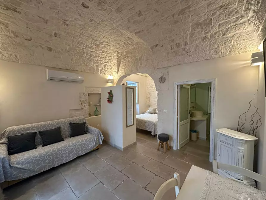 Immagine 1 di Casa indipendente in vendita  in Via Carlo Cattaneo a Ostuni