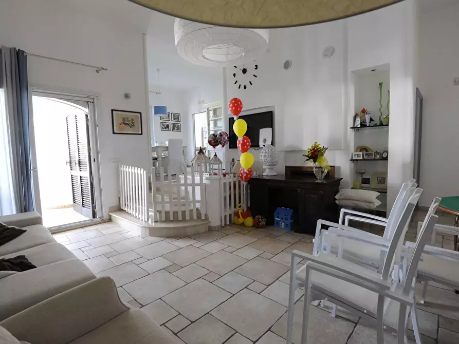 Immagine 16 di Villa in vendita  a Carovigno