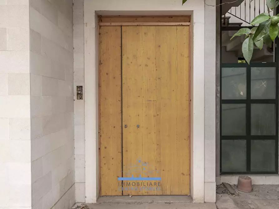 Immagine 65 di Appartamento in vendita  in Via Giuseppe Giusti 4 a Fasano