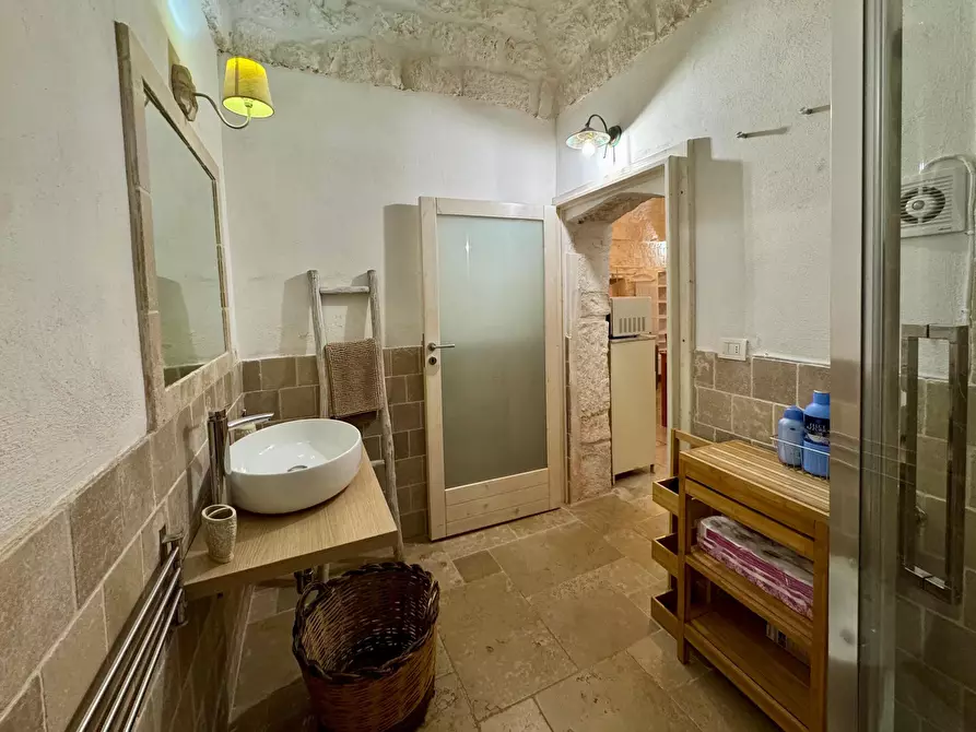 Immagine 10 di Casa indipendente in vendita  in Via Pietro Giannone a Ostuni