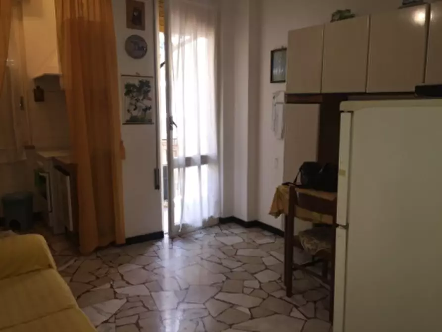 Immagine 10 di Appartamento in vendita  a Savona