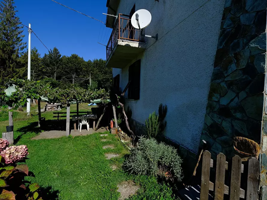 Immagine 26 di Trilocale in vendita  a Sassello