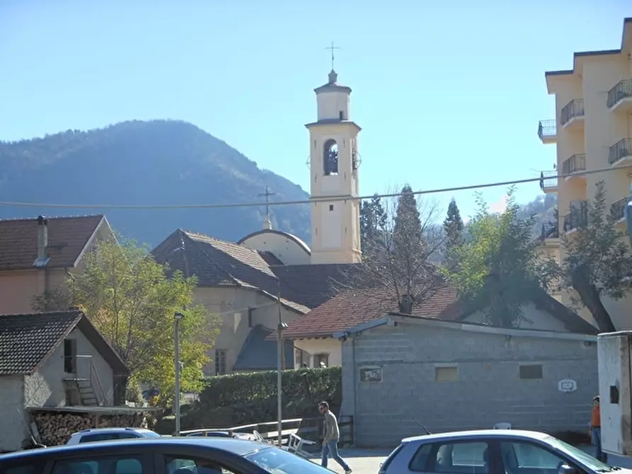 Immagine 36 di Appartamento in vendita  a Urbe