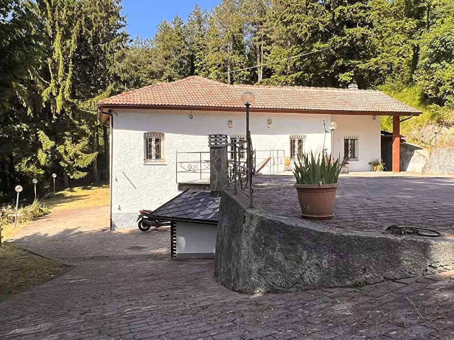 Immagine 45 di Villa in vendita  in SP334 32 a Pontinvrea