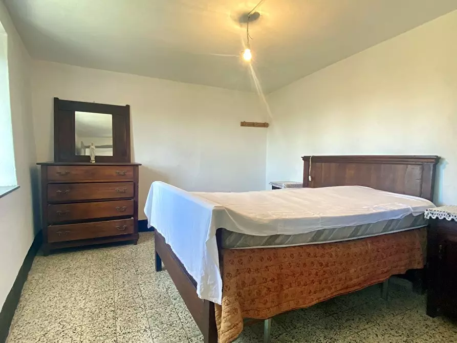 Immagine 21 di Porzione di casa in vendita  a Giusvalla