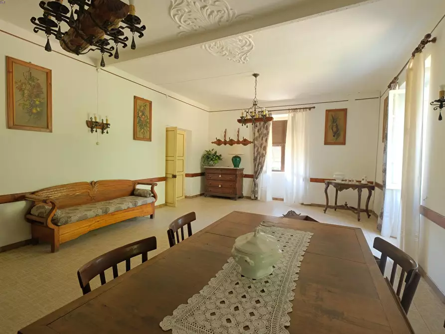 Immagine 17 di Villa in vendita  in Via Vassuria 58 a Urbe