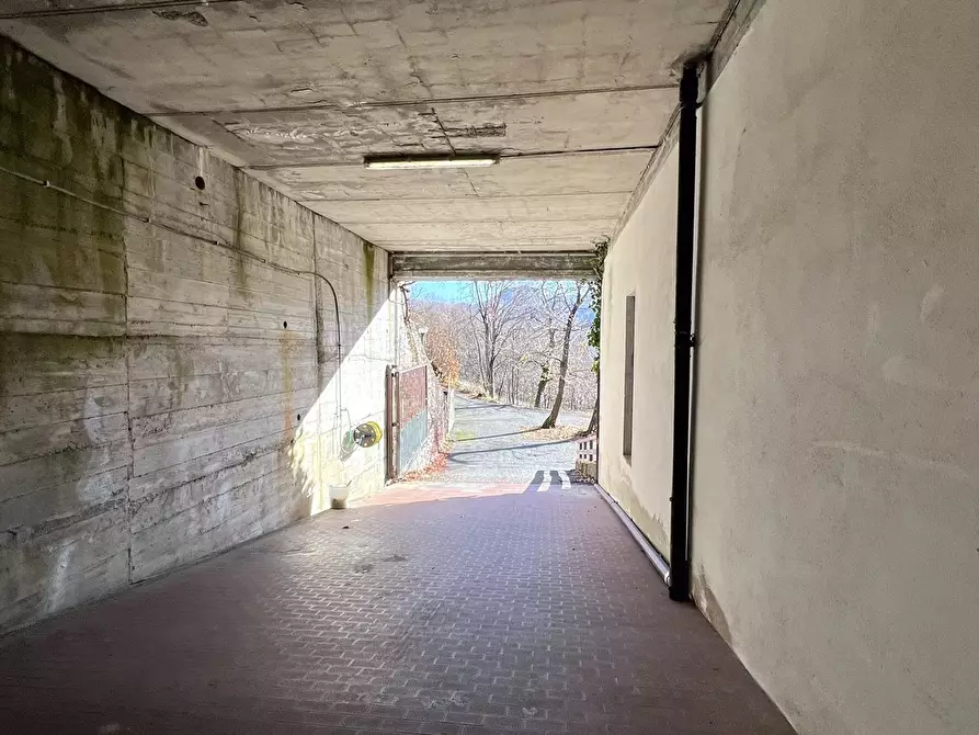 Immagine 38 di Appartamento in vendita  in SP49 41 a Urbe