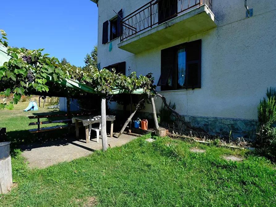 Immagine 25 di Trilocale in vendita  a Sassello