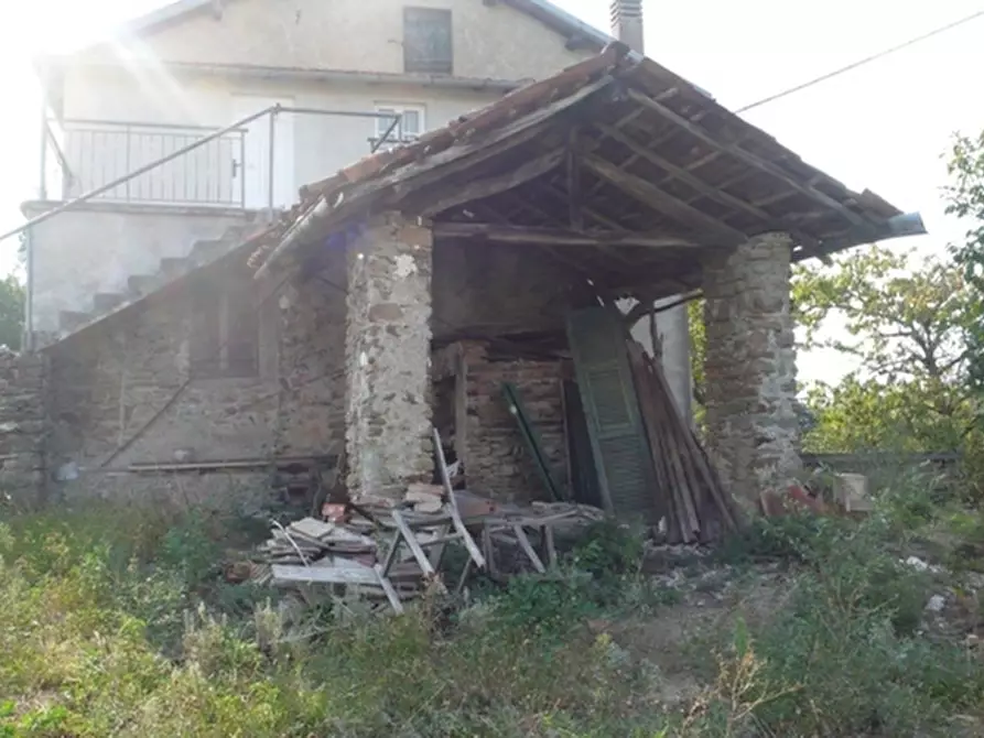 Immagine 8 di Bed & Breakfast in vendita  a Pareto