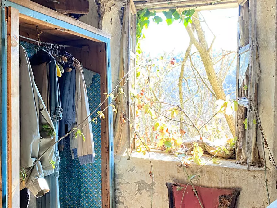 Immagine 20 di Rustico / casale in vendita  a Sassello