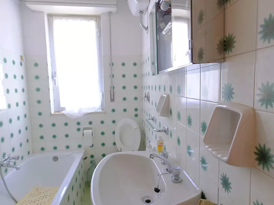 Immagine 13 di Appartamento in vendita  a Urbe