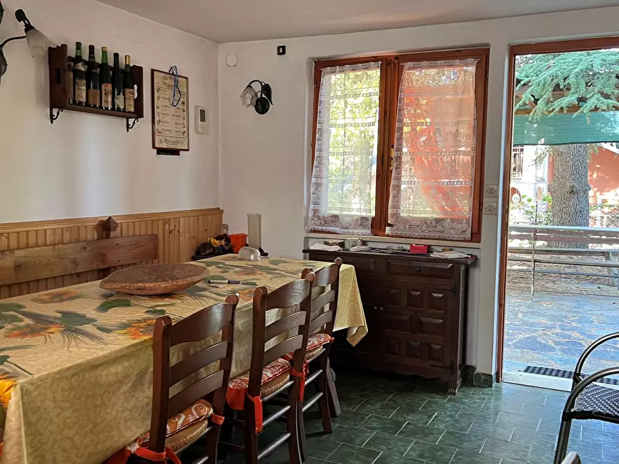 Immagine 9 di Casa trifamiliare in vendita  in località Bric Barton 186 a Ponzone