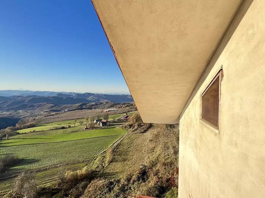 Immagine 38 di Palazzo in vendita  in Regione Chiapino 29 a Ponzone