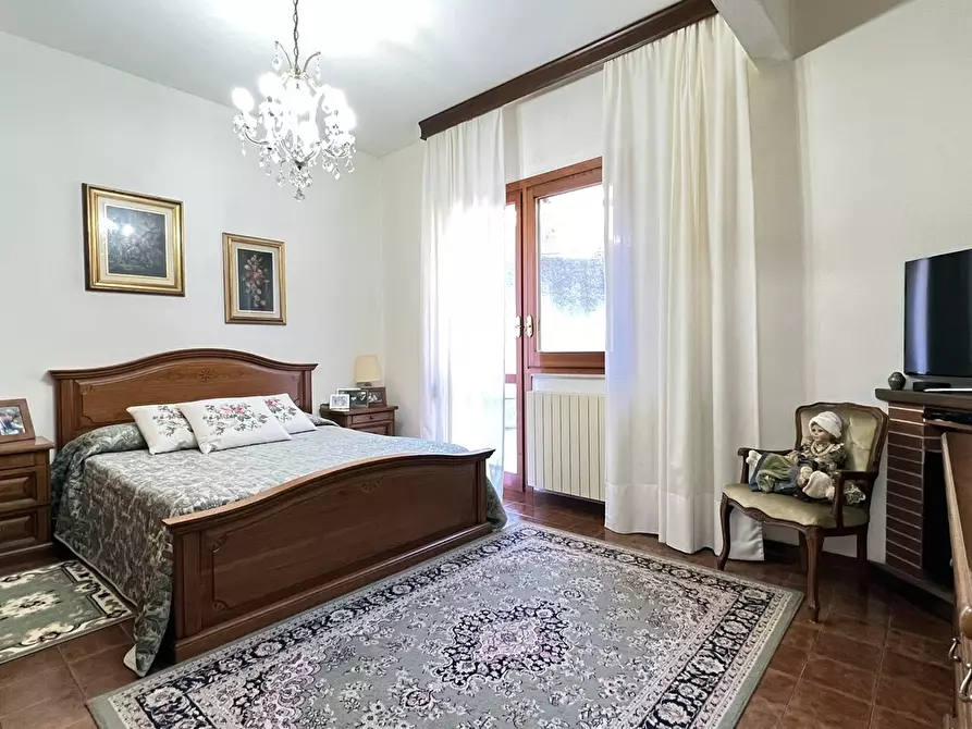 Immagine 21 di Appartamento in vendita  in SP49 41 a Urbe