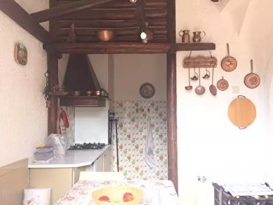 Immagine 5 di Appartamento in vendita  a Urbe