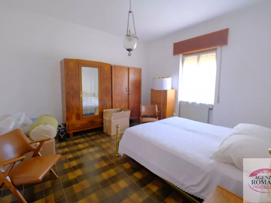 Immagine 35 di Casa indipendente in vendita  a Urbe