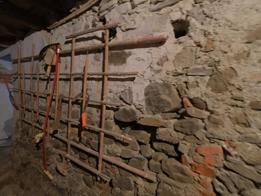 Immagine 23 di Rustico / casale in vendita  a Mioglia